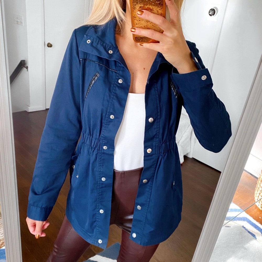 Vero Moda Navy Basic Cinched Waist Jacket! - image 7